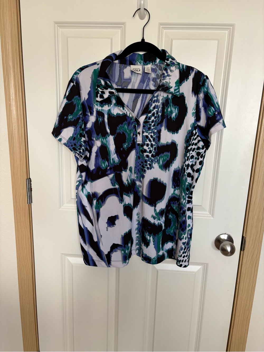 GOLF Short-Sleeve Button-Down Top in Blue, Teal & Black Print